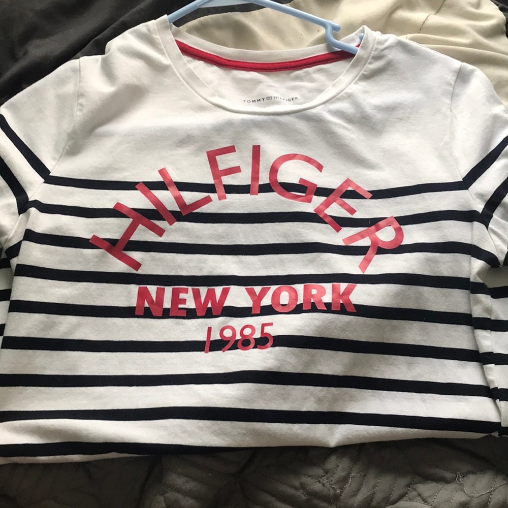 🏡MOVING SALE🏡 Tommy Hilfiger Nautical Tee